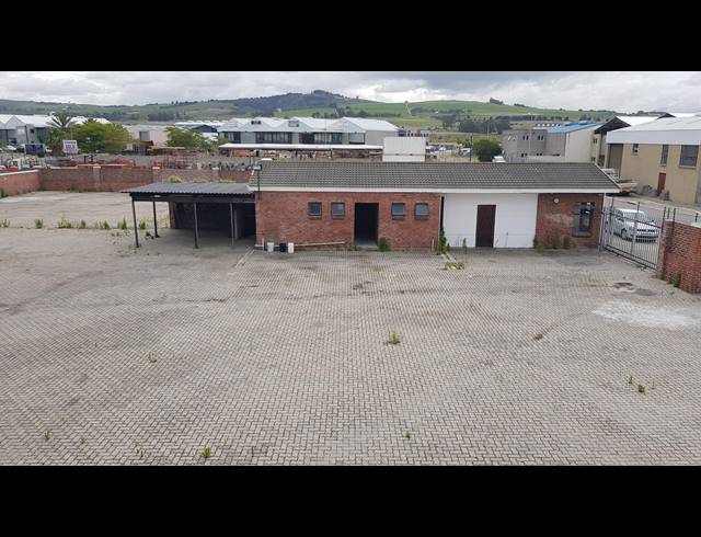 941M² OFFICE TO LET IN SAXENBURG PARK 2